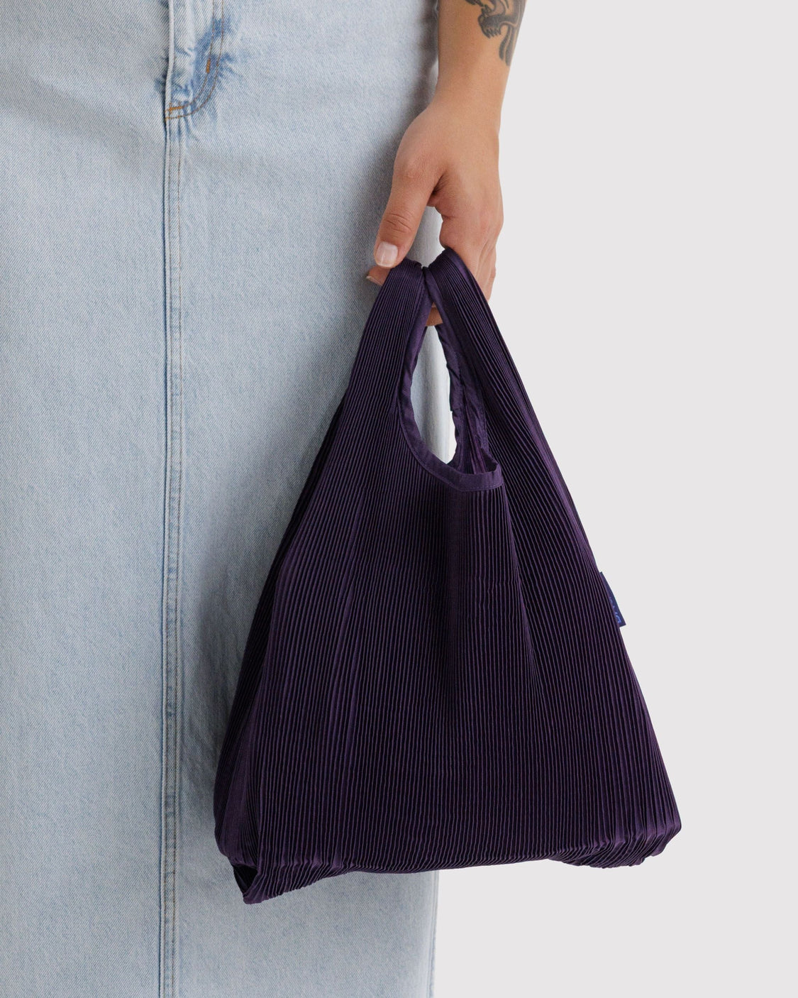 Pleated Baggu - Fig - Quick Grab